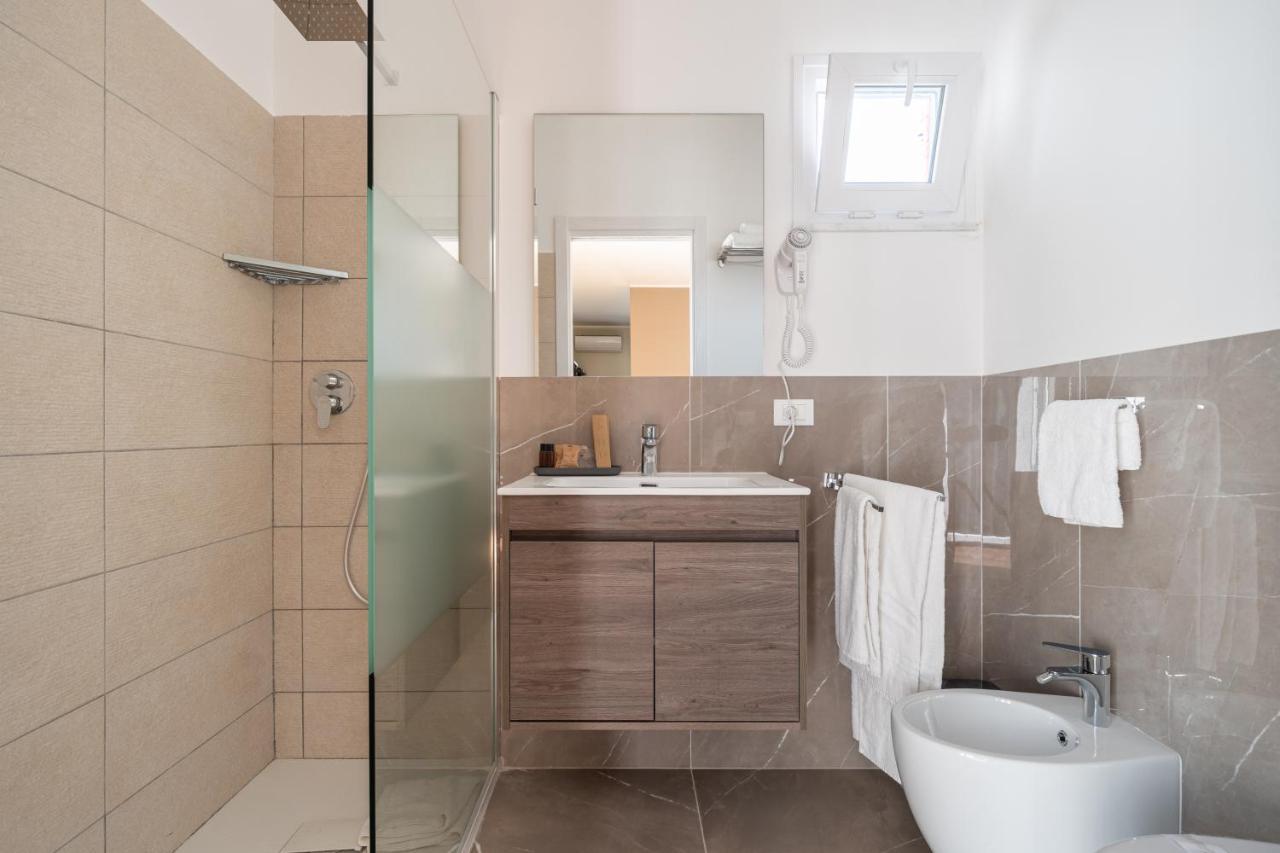 Attico 37 - Suite Con Terrazza Privata E Cucina Palermo Eksteriør bilde