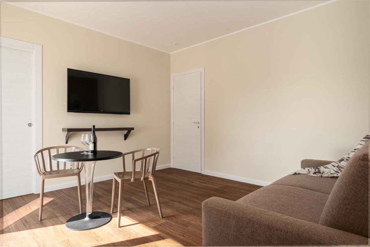 Attico 37 - Suite Con Terrazza Privata E Cucina Palermo Eksteriør bilde